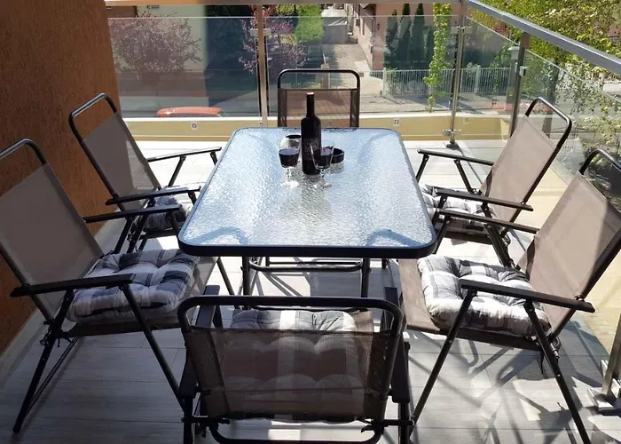 In - Balaton 38420 *